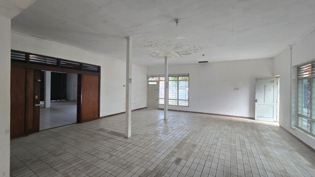 Rumah Hitung Tanah Strategis di Jalan Pandanaran Boyolali - Foto 4