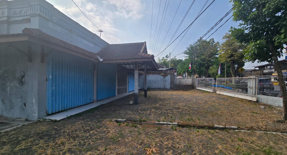 Rumah Hitung Tanah Strategis di Jalan Pandanaran Boyolali - Foto 8