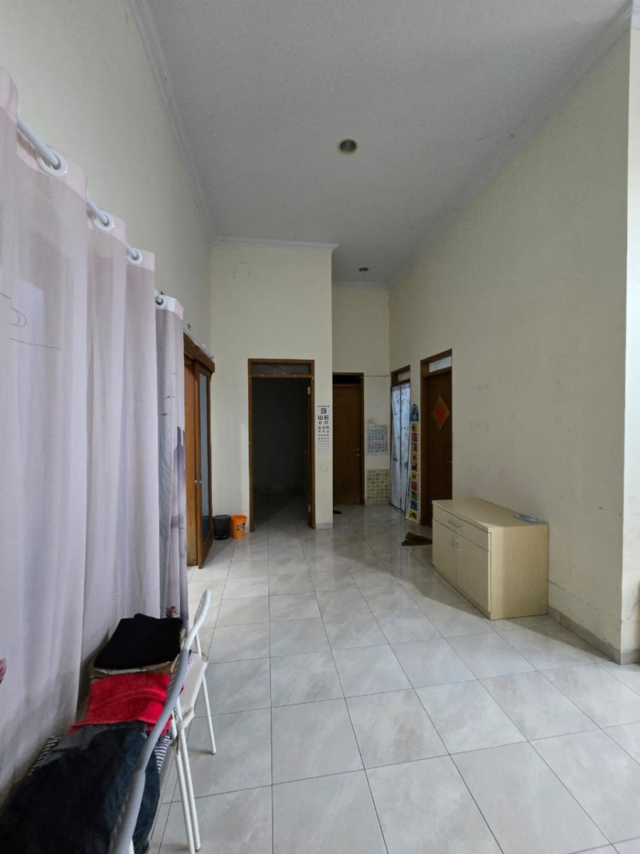 Rumah Bagus Bersih Siap Pakai di Cluster Elite Madegondo Solo Baru - Foto 3