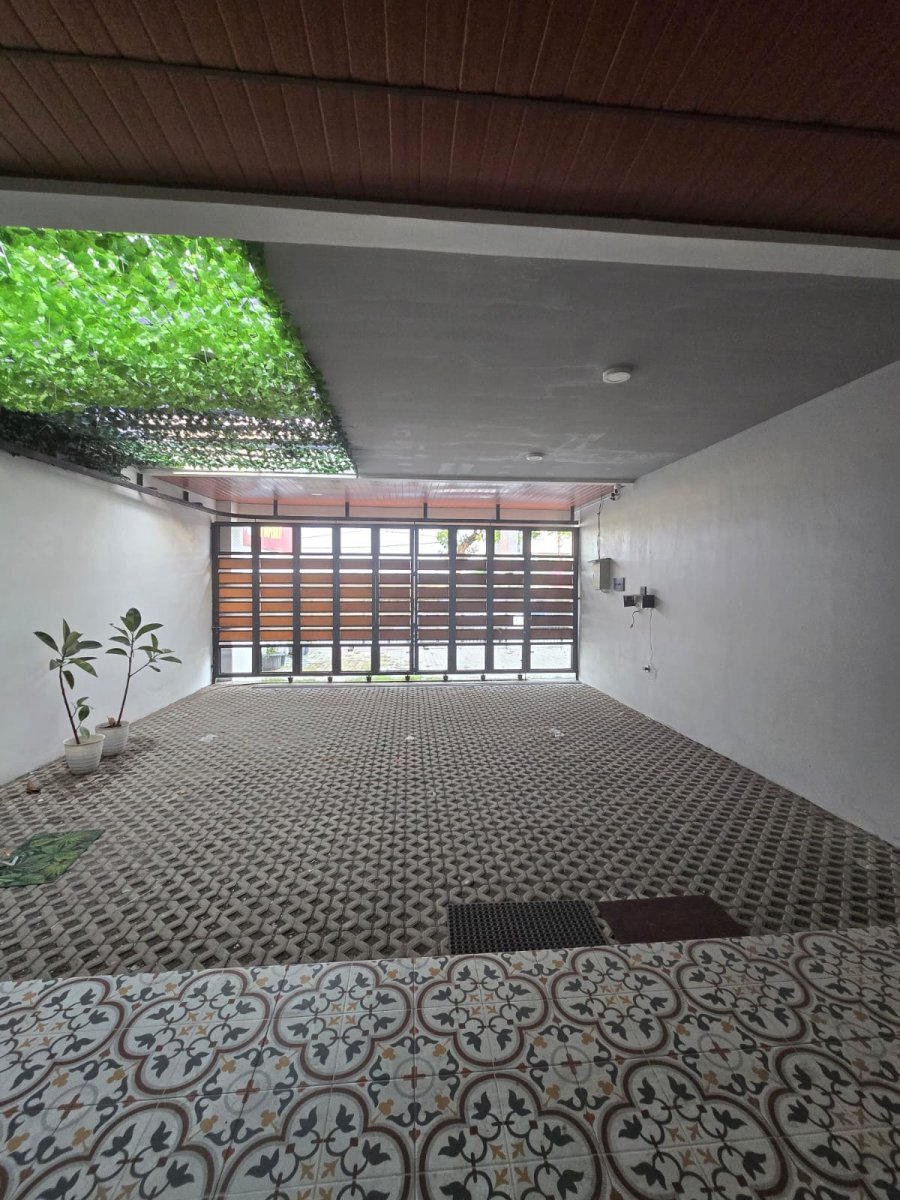 Rumah dan Ruang Usaha Strategis Dekat Mall Luwes Palur Mojolaban - Foto 7