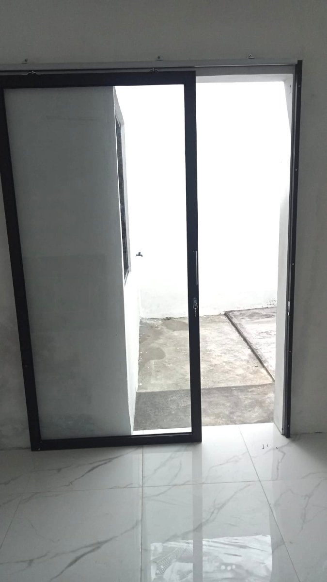 Rumah Baru Gress Minimalis Modern di Cluster Dekat Solo Baru, Grogol Solo - Foto 5