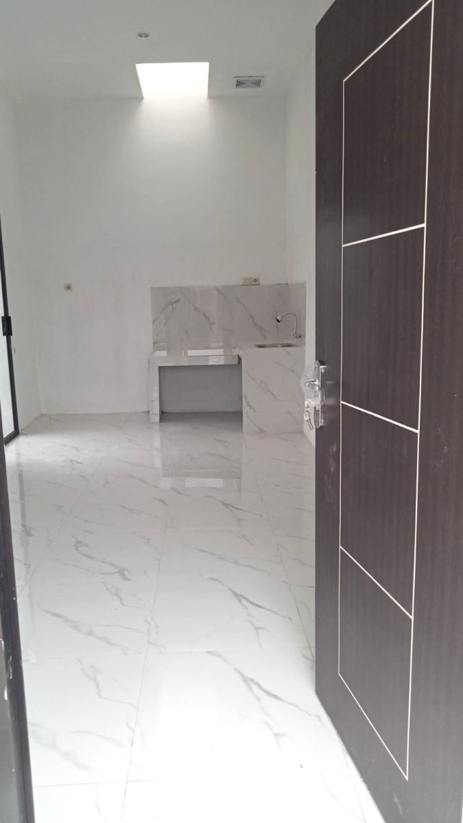 Rumah Baru Gress Minimalis Modern di Cluster Dekat Solo Baru, Grogol Solo - Foto 6