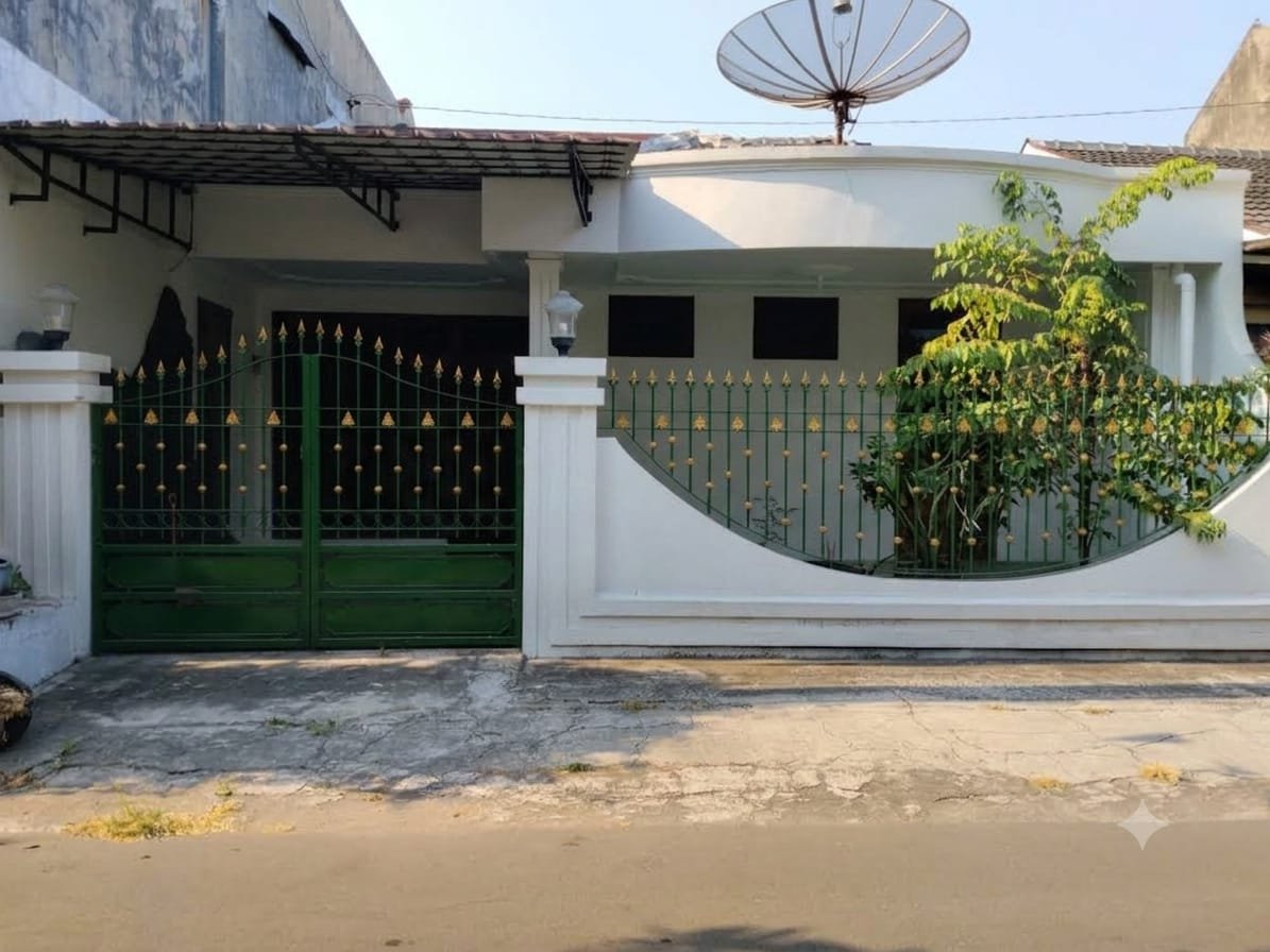 Rumah Siap Huni Dekat Mall Pakuwon dan The Park Mall Solo Baru