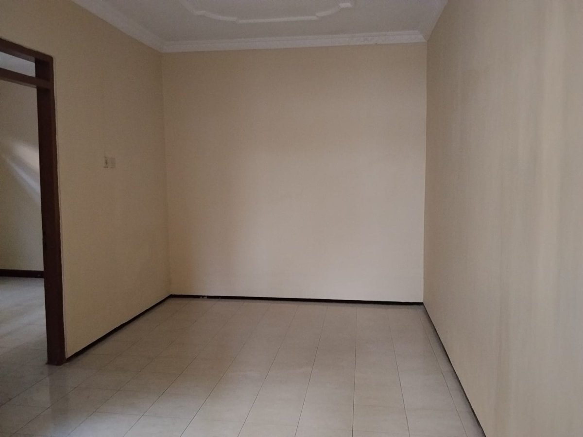 Rumah Siap Huni Dekat Mall Pakuwon dan The Park Mall Solo Baru - Foto 3