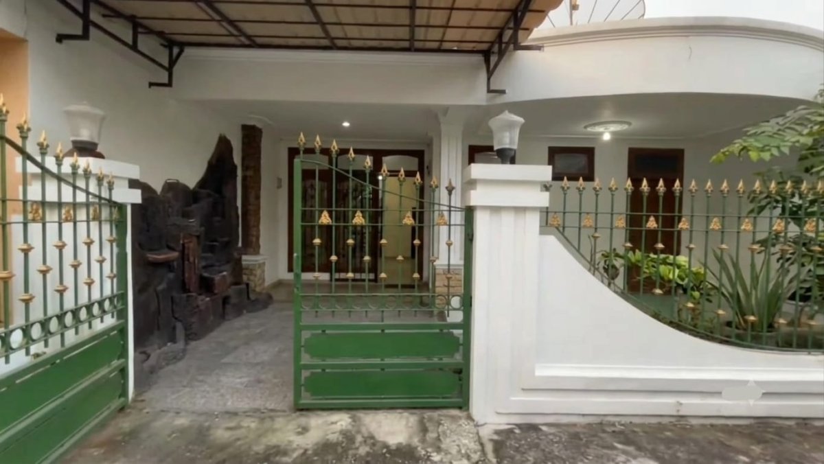 Rumah Siap Huni Dekat Mall Pakuwon dan The Park Mall Solo Baru - Foto 8