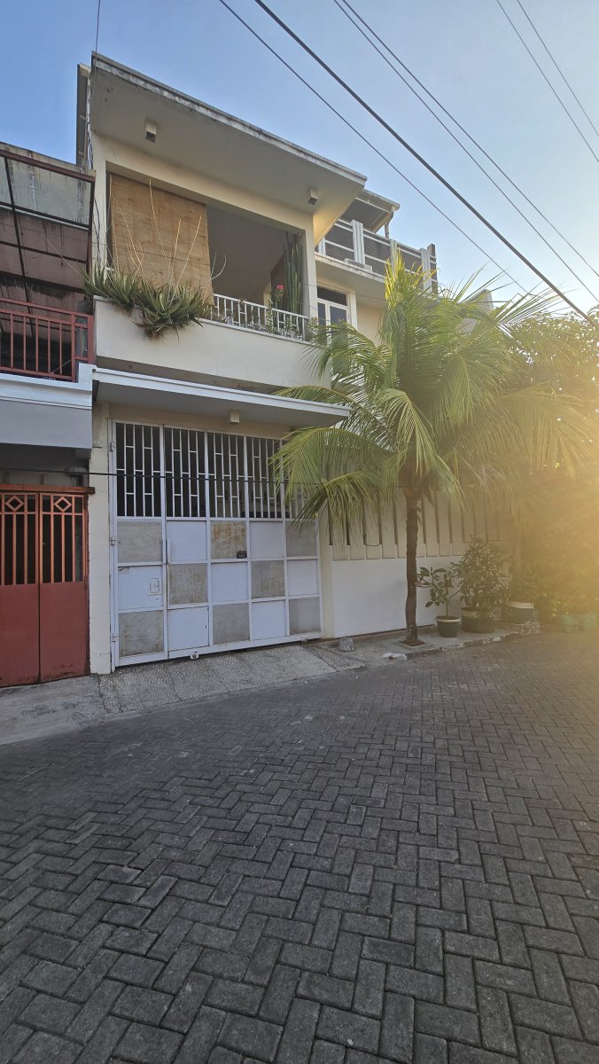 Rumah Bagus Minimalis Berkualitas di Perumahan Dekat Solo Baru