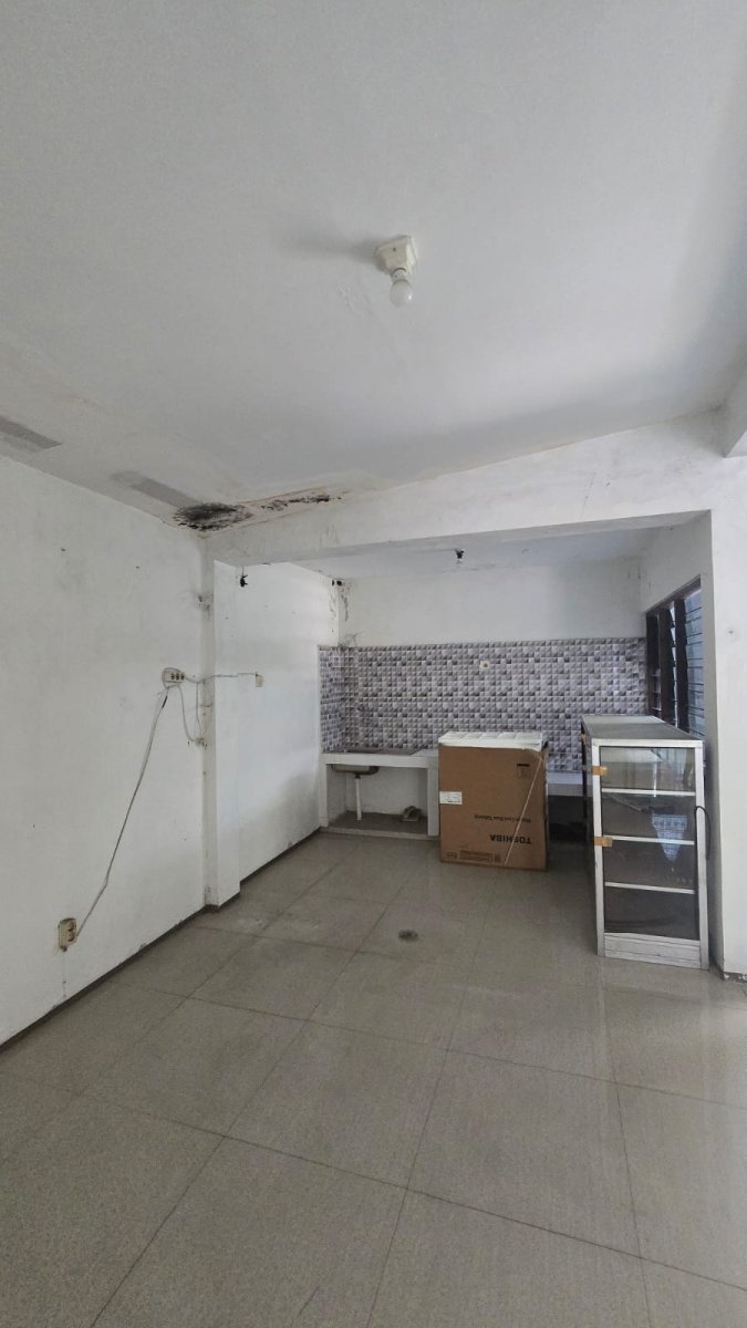 Rumah Siap Huni Strategis di Penumping Laweyan Solo - Foto 5