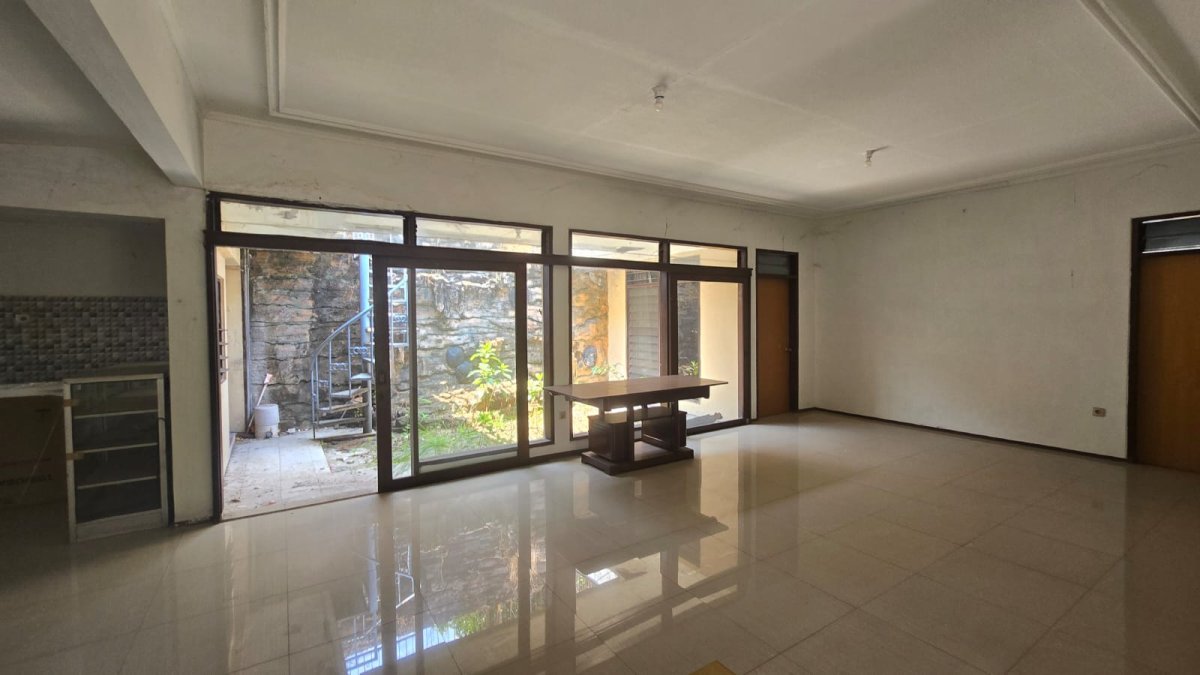 Rumah Siap Huni Strategis di Penumping Laweyan Solo - Foto 15