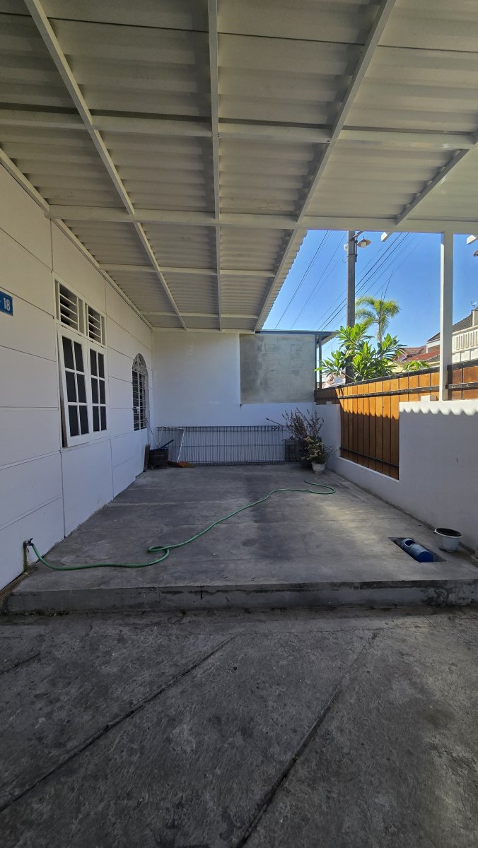 Rumah Renovasi Baru di Perumahan Dekat Solo Baru - Foto 3