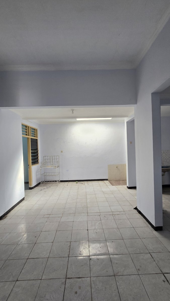 Rumah Renovasi Baru di Perumahan Dekat Solo Baru - Foto 4