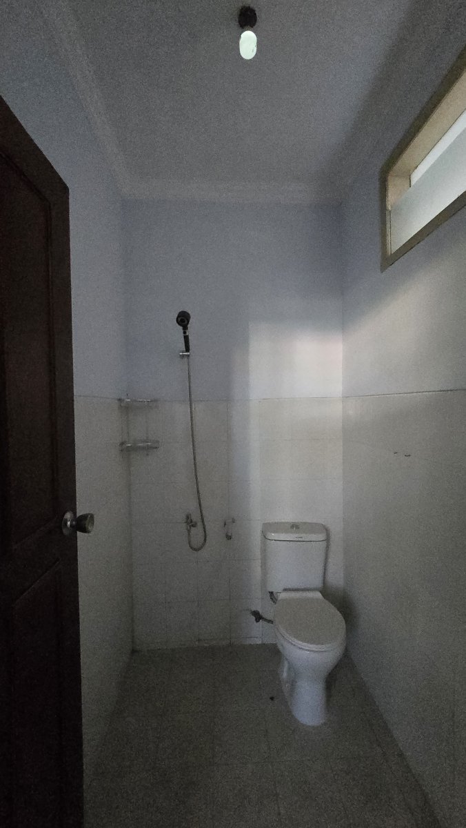 Rumah Renovasi Baru di Perumahan Dekat Solo Baru - Foto 11