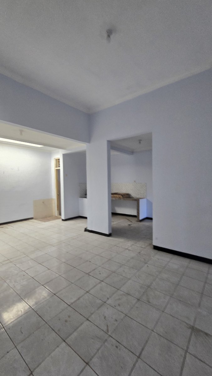 Rumah Renovasi Baru di Perumahan Dekat Solo Baru - Foto 13