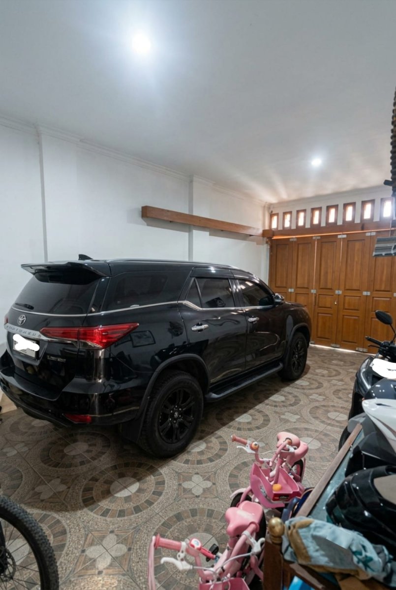 Rumah Mewah 2 Lantai Siap Huni di Manahan Solo - Foto 6