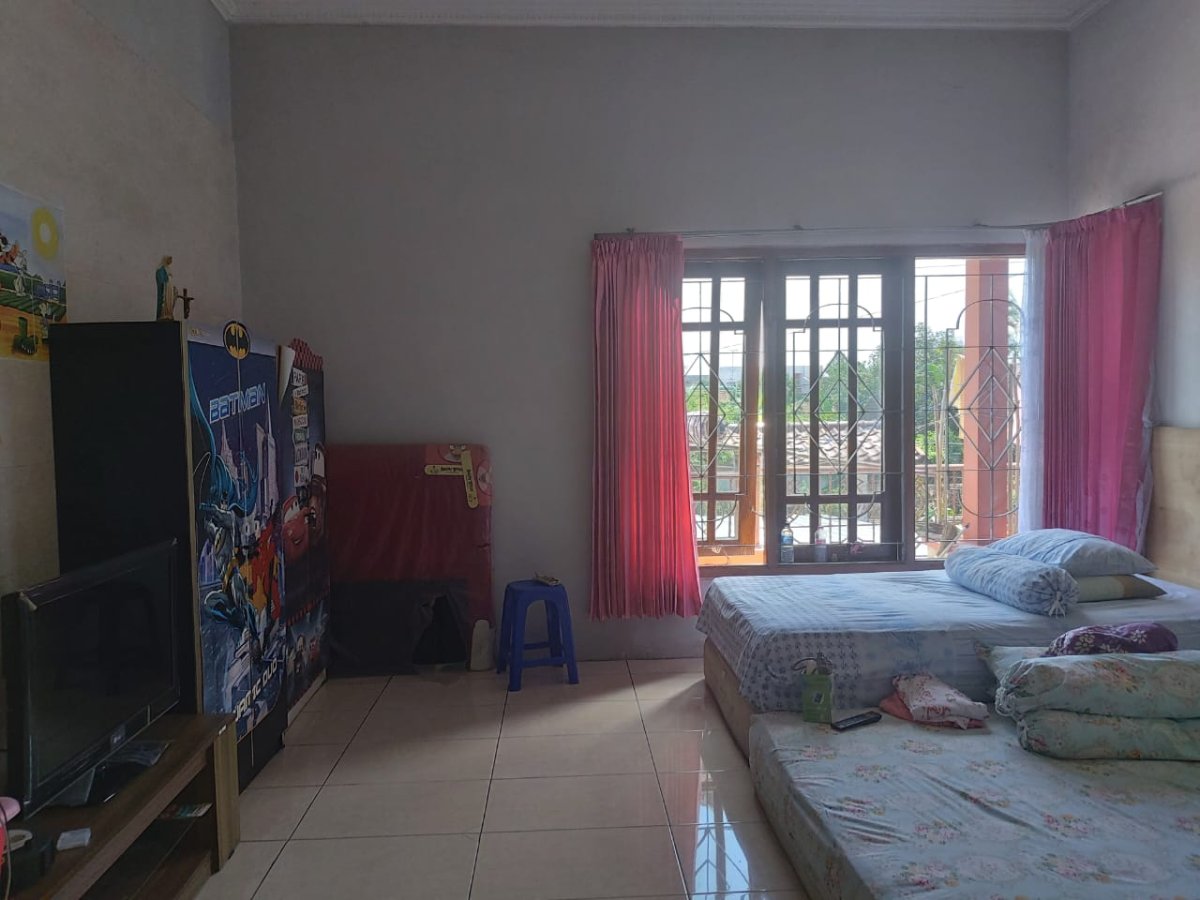 Rumah Dan Ruang Usaha Dekat Jalan Honggowongso Solo - Foto 14