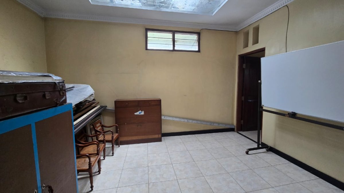 Rumah Siap Huni Di Mangkubumen Banjarsari Dekat Manahan Solo - Foto 4