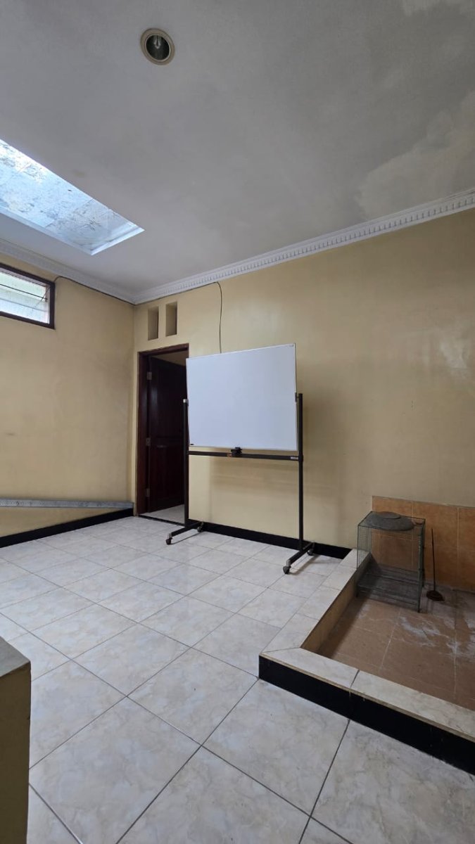 Rumah Siap Huni Di Mangkubumen Banjarsari Dekat Manahan Solo - Foto 5