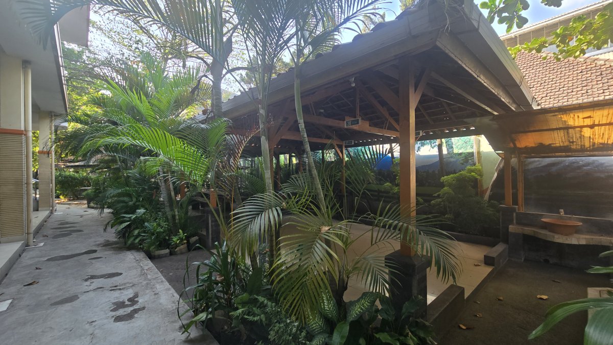 Ruang Usaha Eks Resto di Manahan Solo - Foto 6