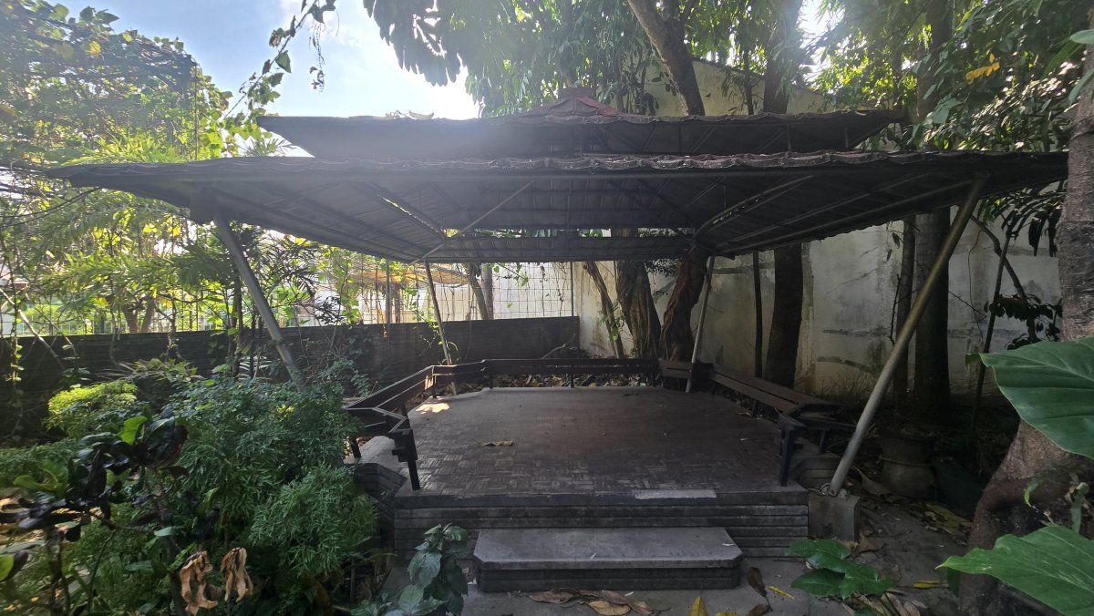 Ruang Usaha Eks Resto di Manahan Solo - Foto 9