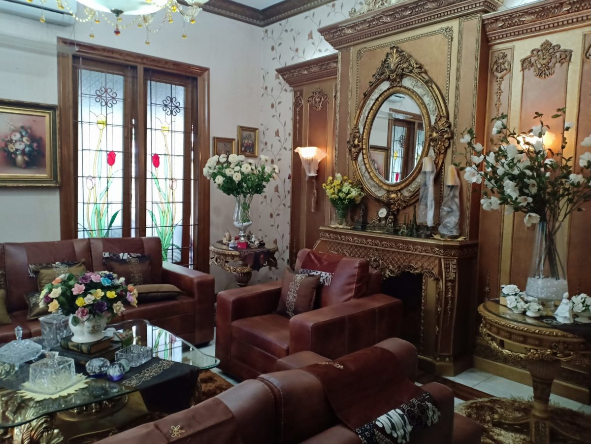 Rumah Mewah Full Furnished di Kerten Laweyan Solo - Foto 4