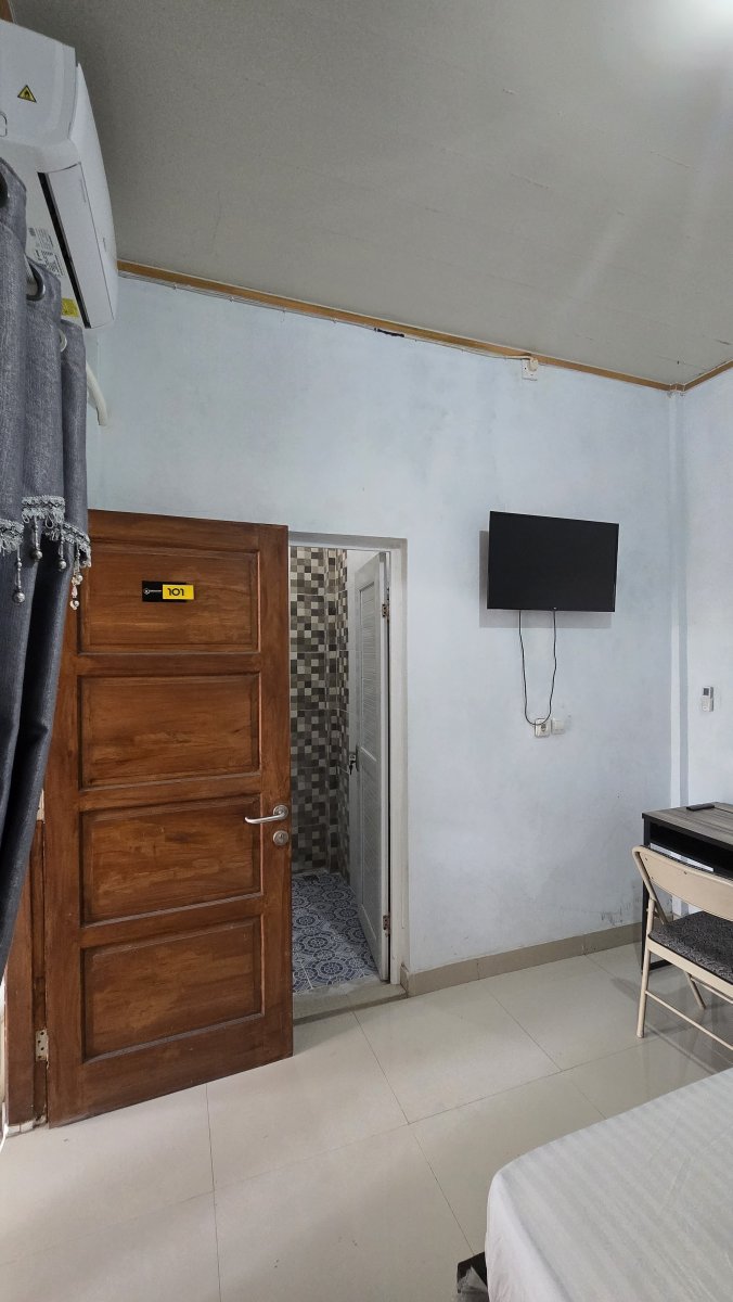Rumah dan Kost Exclusive Dekat Kampus UNS Solo - Foto 5