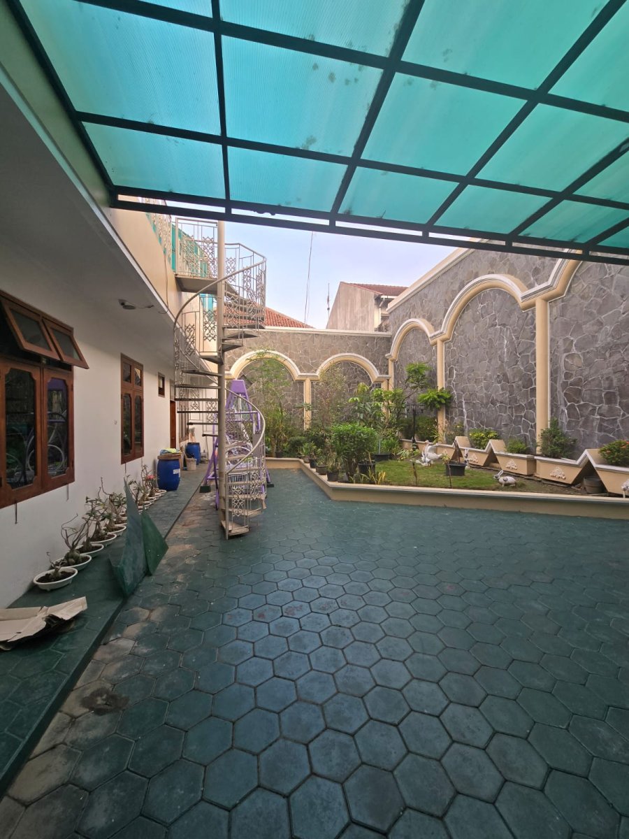 Rumah Mewah Kawasan Elite Dekat Balaikota Solo - Foto 15