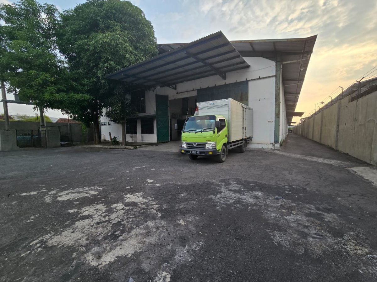 Gudang Strategis Dekat Pintu Tol Karanganyar Solo - Foto 2