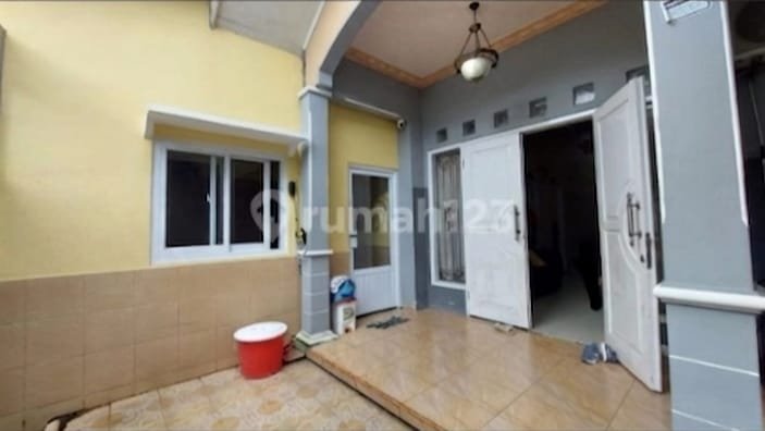 Rumah Bagus di Perumahan Bergengsi, Solo Baru - Foto 2