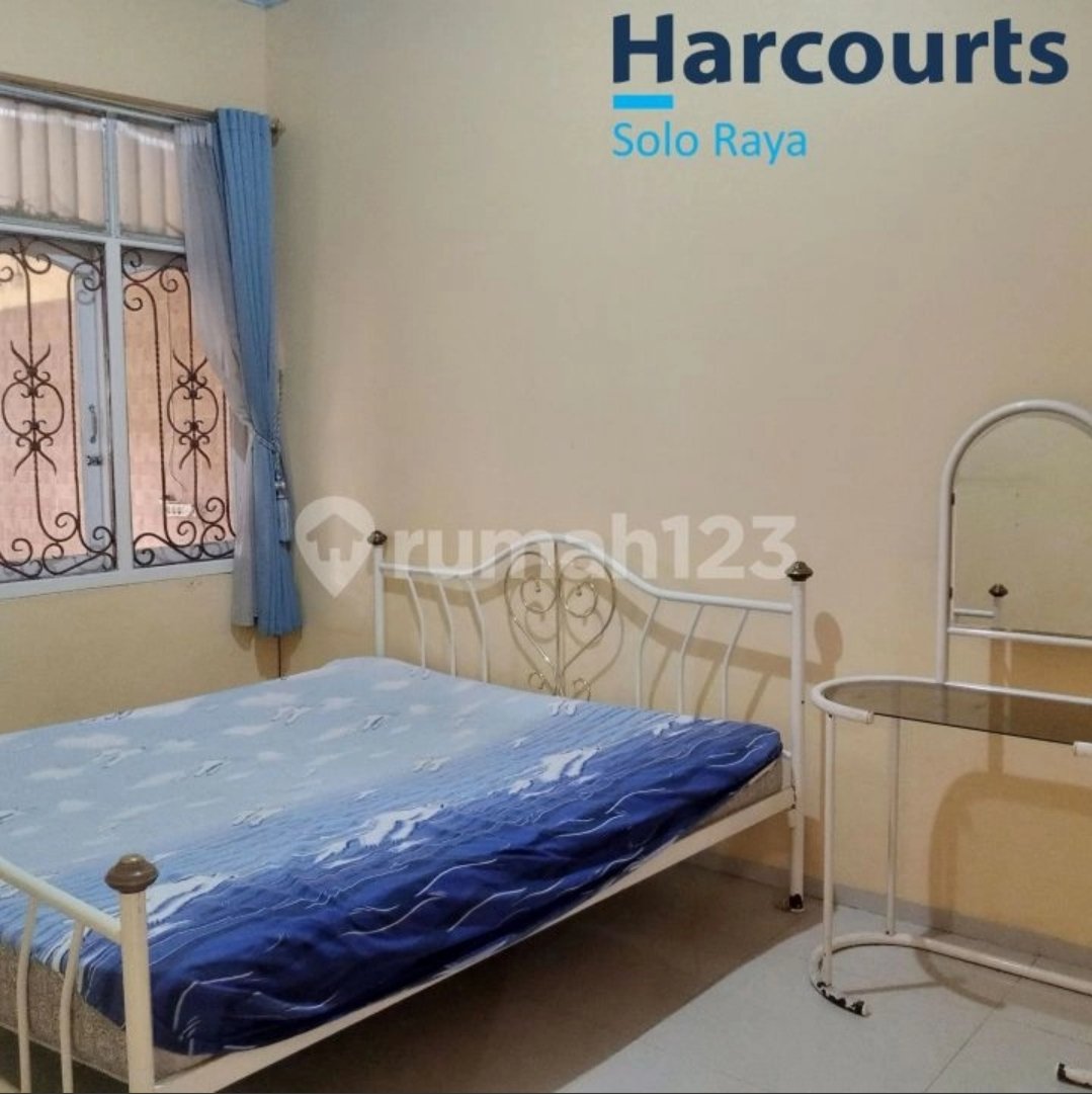 Rumah Bagus di Perumahan Bergengsi, Solo Baru - Foto 8
