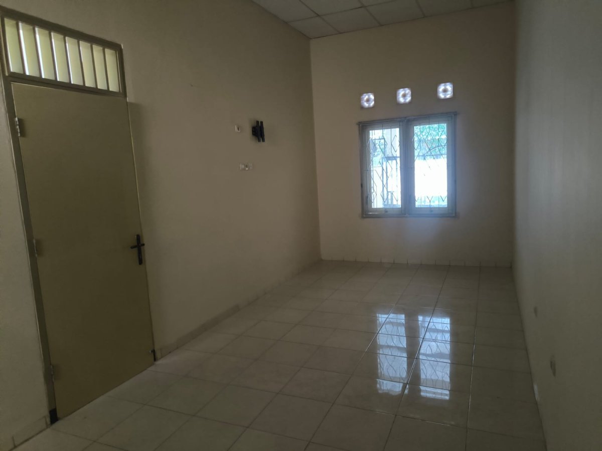 Rumah Siap Huni di Perumahan Bergengsi, Solo Baru - Foto 6