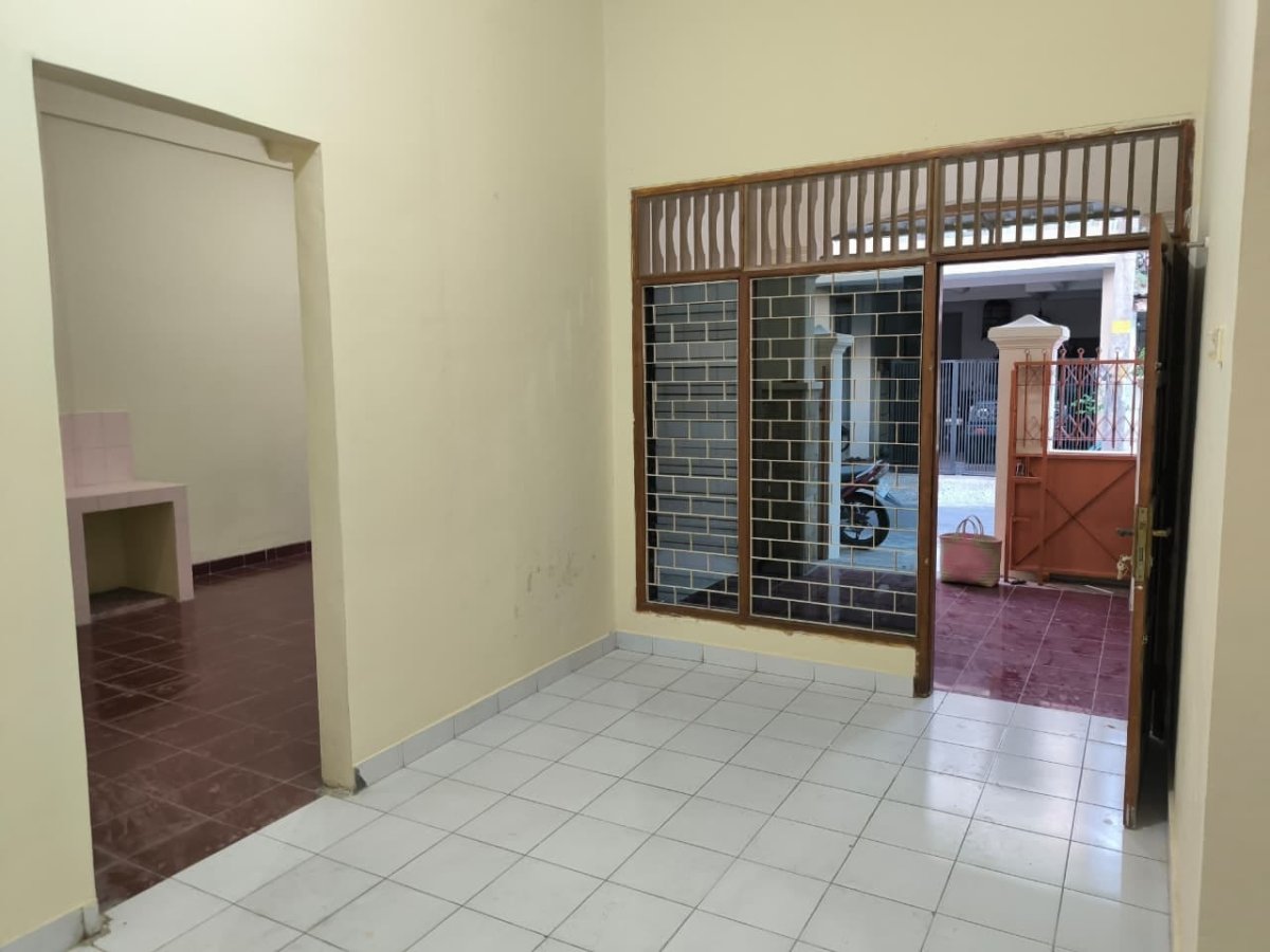Rumah Siap Huni 1,5 Lantai di Perumahan Gentan Solo - Foto 7