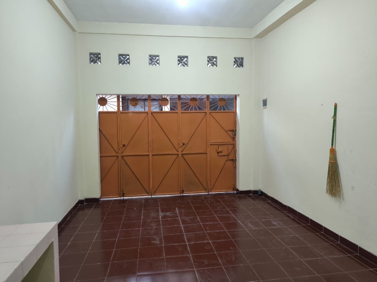 Rumah Siap Huni 1,5 Lantai di Perumahan Gentan Solo - Foto 13