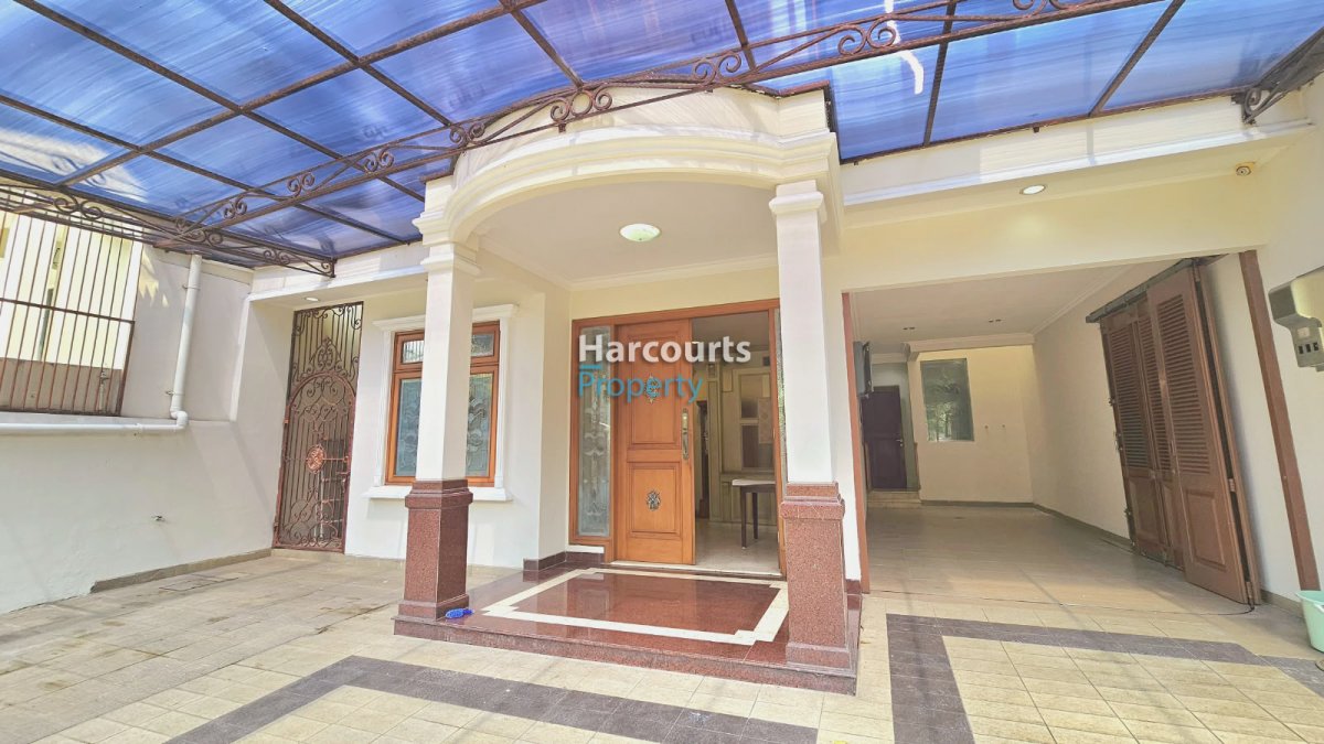 Dijual Rumah Klasik Bagus dan Terawat Double High Ceilling Area Pondok Indah - Foto 9
