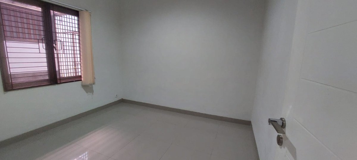 Rumah di Cluster Avebury Royal Tajur Residence - Foto 3