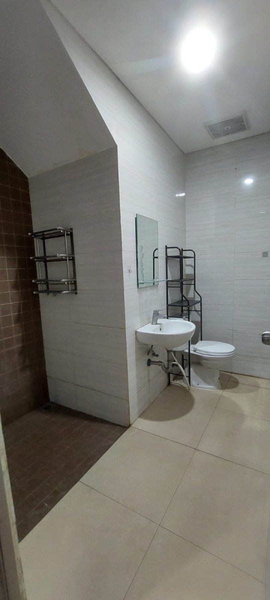 Rumah di Cluster Avebury Royal Tajur Residence - Foto 9