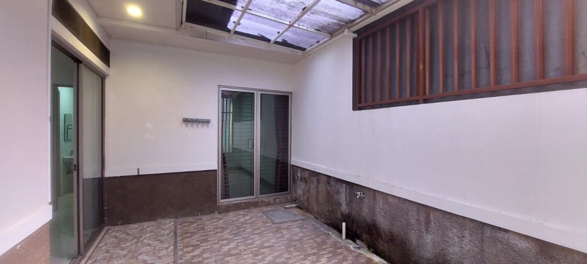 Rumah di Cluster Avebury Royal Tajur Residence - Foto 14