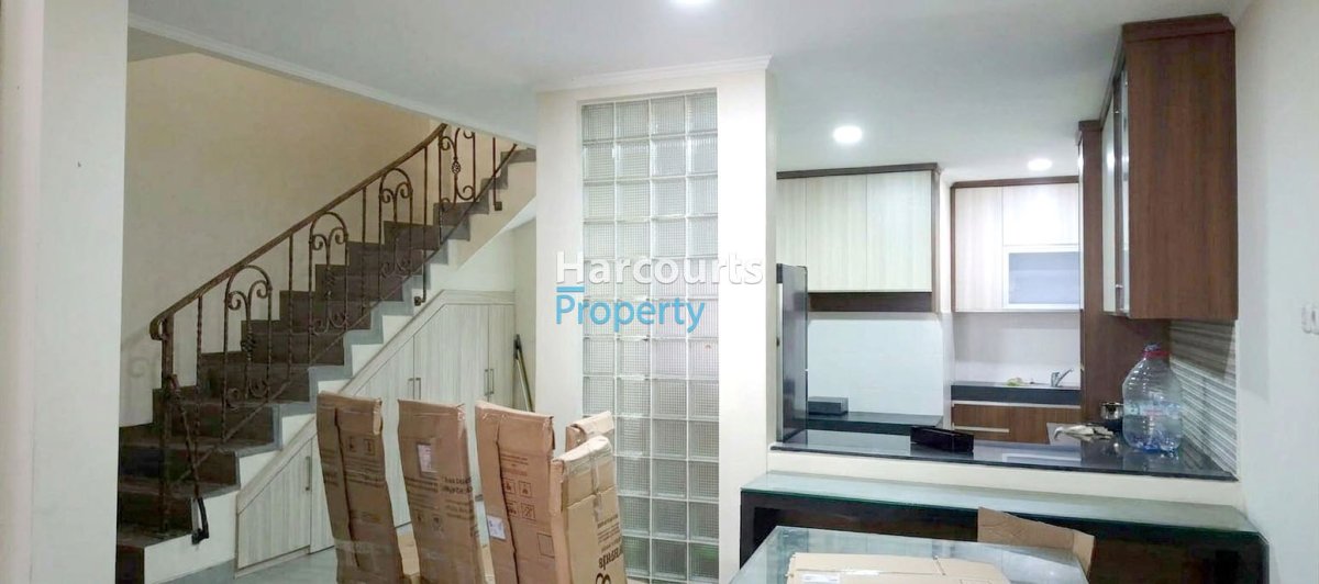 Dijual Rumah Klasik Minimalis Siap Huni Area Pondok Indah - Foto 3