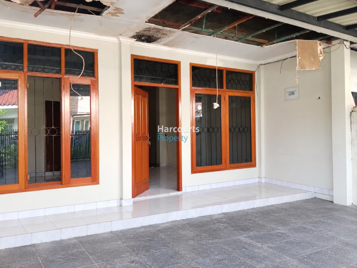Rumah 2 Lantai Siap Huni Area Pondok Indah - Foto 2