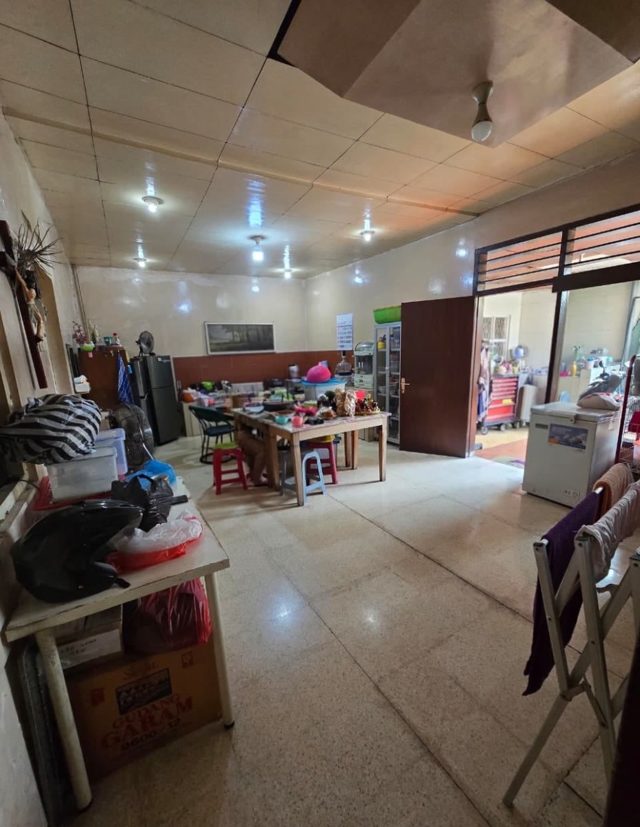 Rumah Strategis di Keprabon Solo Tengah Kota - Foto 4