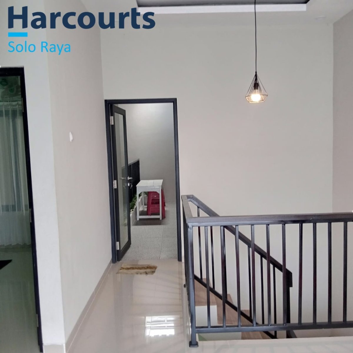 Rumah Bagus 2 Lantai Siap Huni Full Furnished di Gentan, Solo - Foto 4