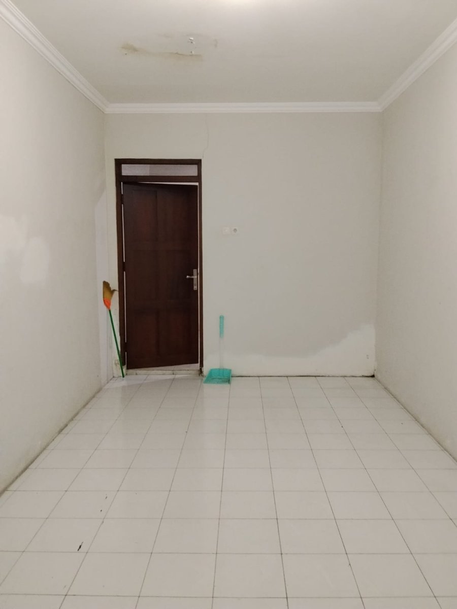 Rumah 1,5 Lantai Siap Huni Dekat Mall The Park dan Pakuwon Solo Baru - Foto 5