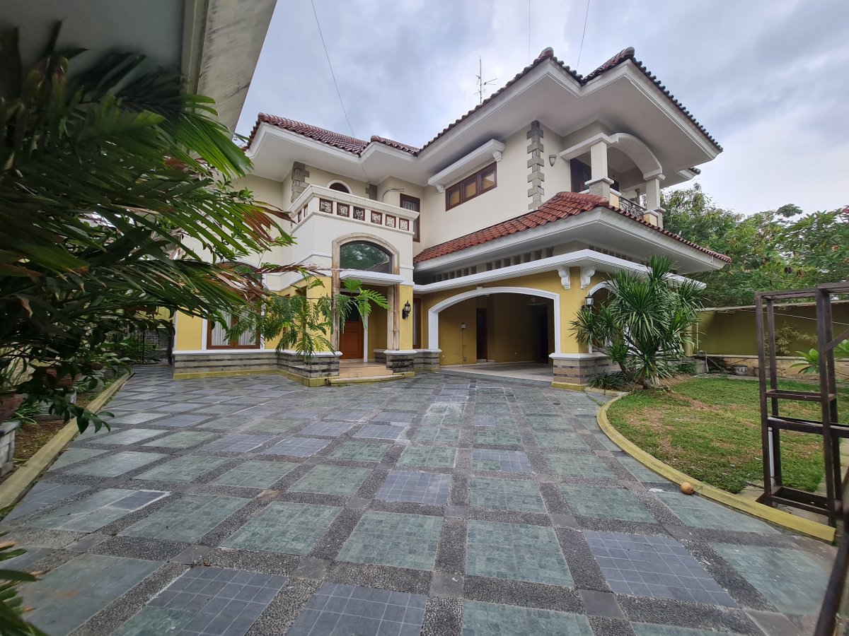 Rumah Mewah Siap Huni Di Perumahan Elite Sektor 1 Solo Baru - Foto 4