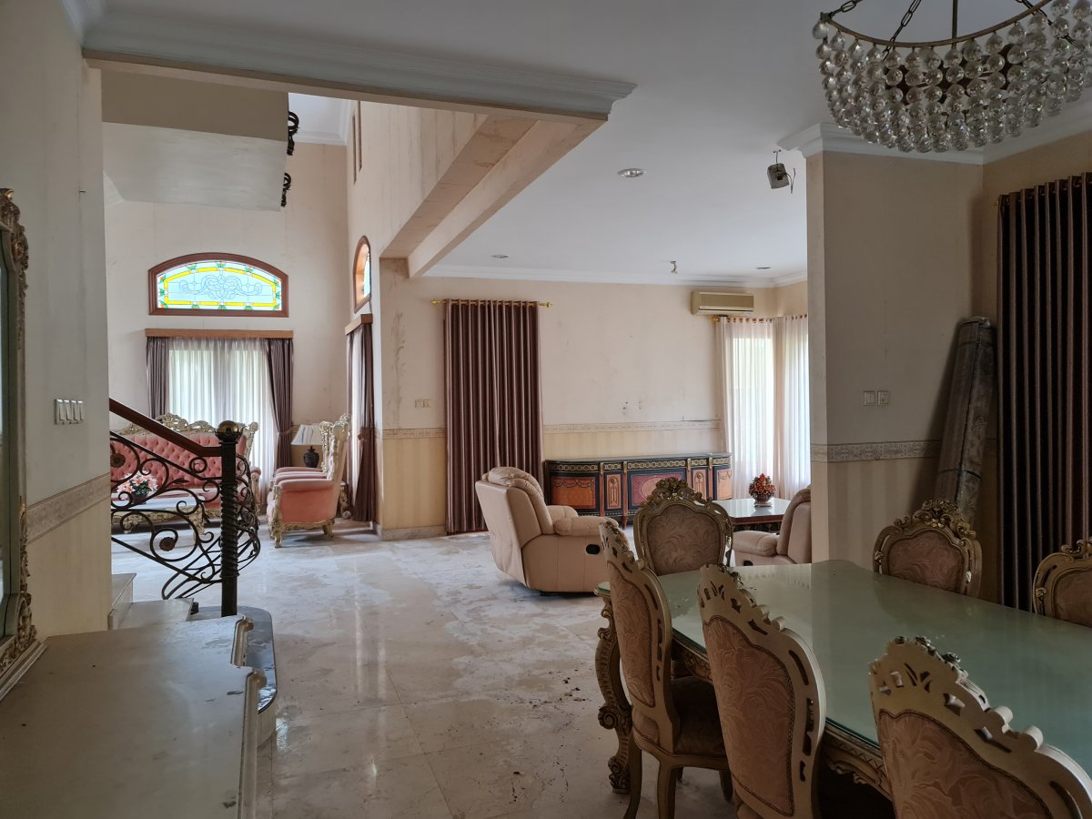 Rumah Mewah Siap Huni Di Perumahan Elite Sektor 1 Solo Baru - Foto 7