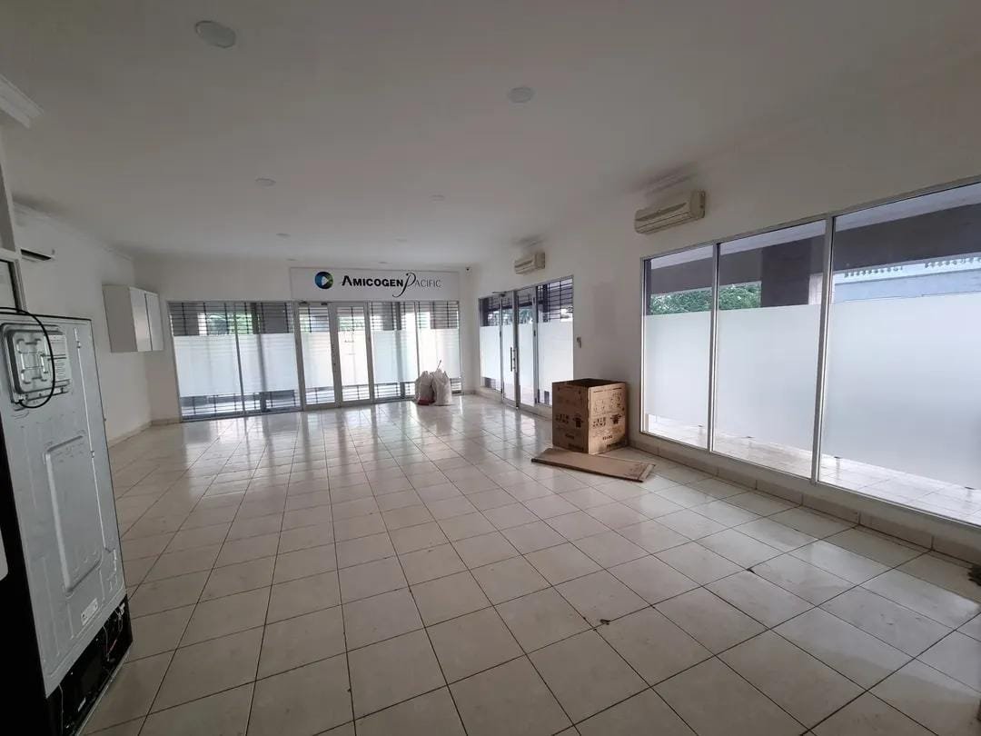 Jual Ruko di Area Central Park Podomoro City Garden Shopping Arcade Jl. Letjen S Parman Jakarta Barat AS - Foto 3