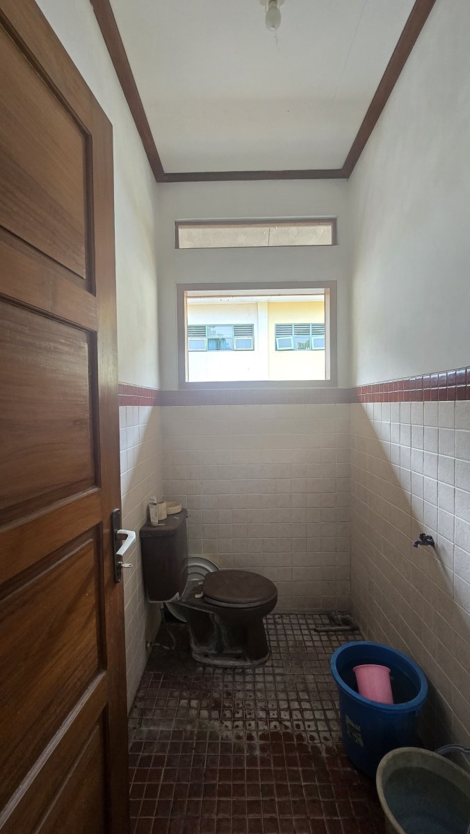 Rumah bagus udara sejuk di karangpandan karanganyar solo - Foto 9