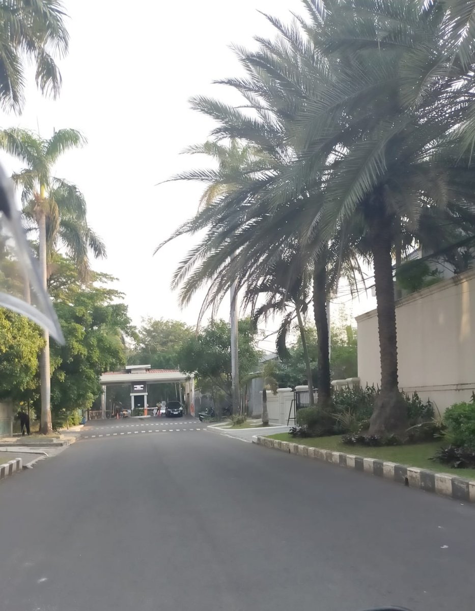 Disewakan Cepat Rumah Luas Akses Jalan Lebar Janur Elok Kelapa Gading Jakarta Utara Zm - Foto 2