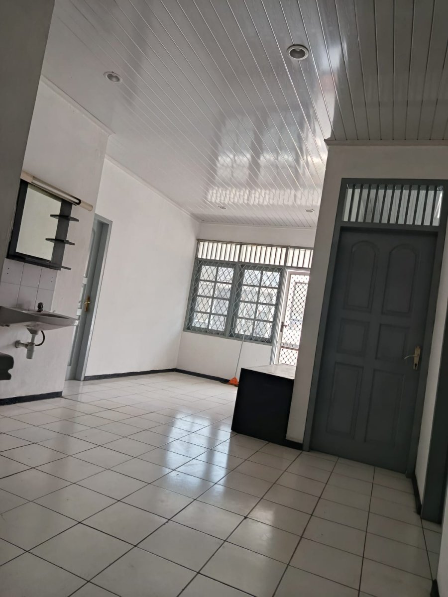 Disewakan Cepat Rumah Luas Akses Jalan Lebar Janur Elok Kelapa Gading Jakarta Utara Zm - Foto 5