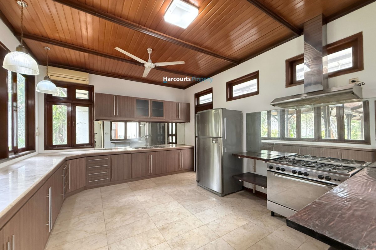 Disewakan Rumah Ethnic Tropical Area Pejaten - Foto 5