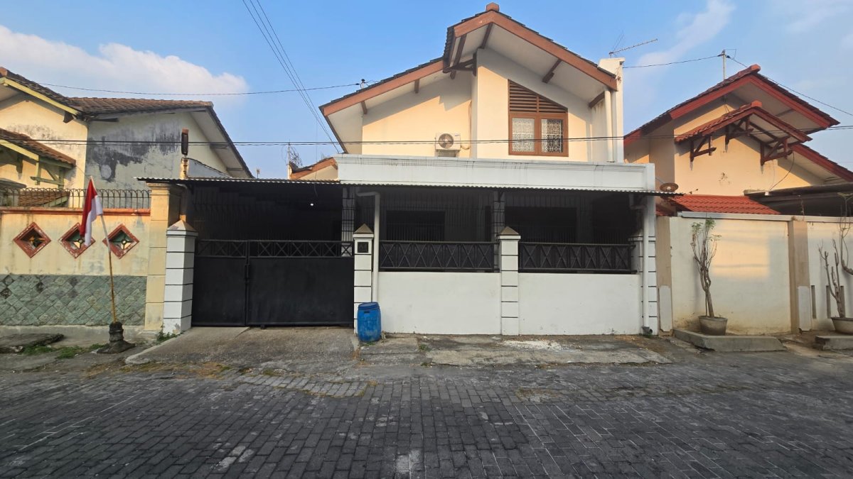 Rumah Bagus Siap Huni di Perumahan Solo Baru