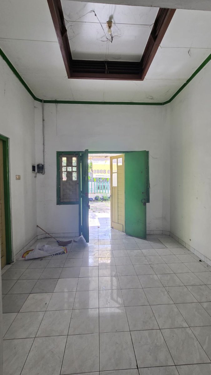 Rumah Hitung Tanah Di Manahan Banjarsari Solo - Foto 12