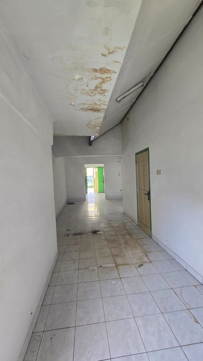 Rumah Hitung Tanah Di Manahan Banjarsari Solo - Foto 15